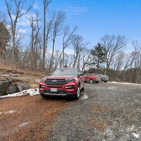 Muskoka Retreat Stunning Hilltop Views ハンツビル エクステリア 写真